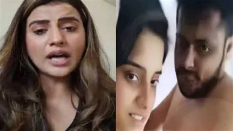 Leaked mms - By Dhiren Manga. They are believed to hack the phones of celebrities. Pakistani model Samara Chaudhry has had a number of her private videos leaked onto social media. The scandal comes after singer Rabi Pirzada had her private videos leaked. After the videos of Samara were leaked, they went viral on social media with many users sharing them.